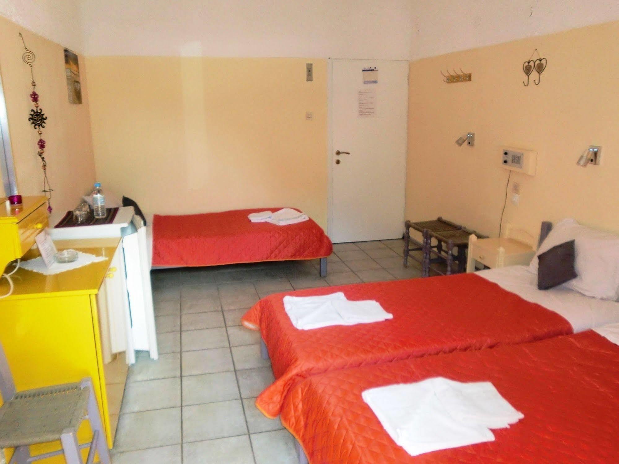 Hotel Neos Matala Kültér fotó