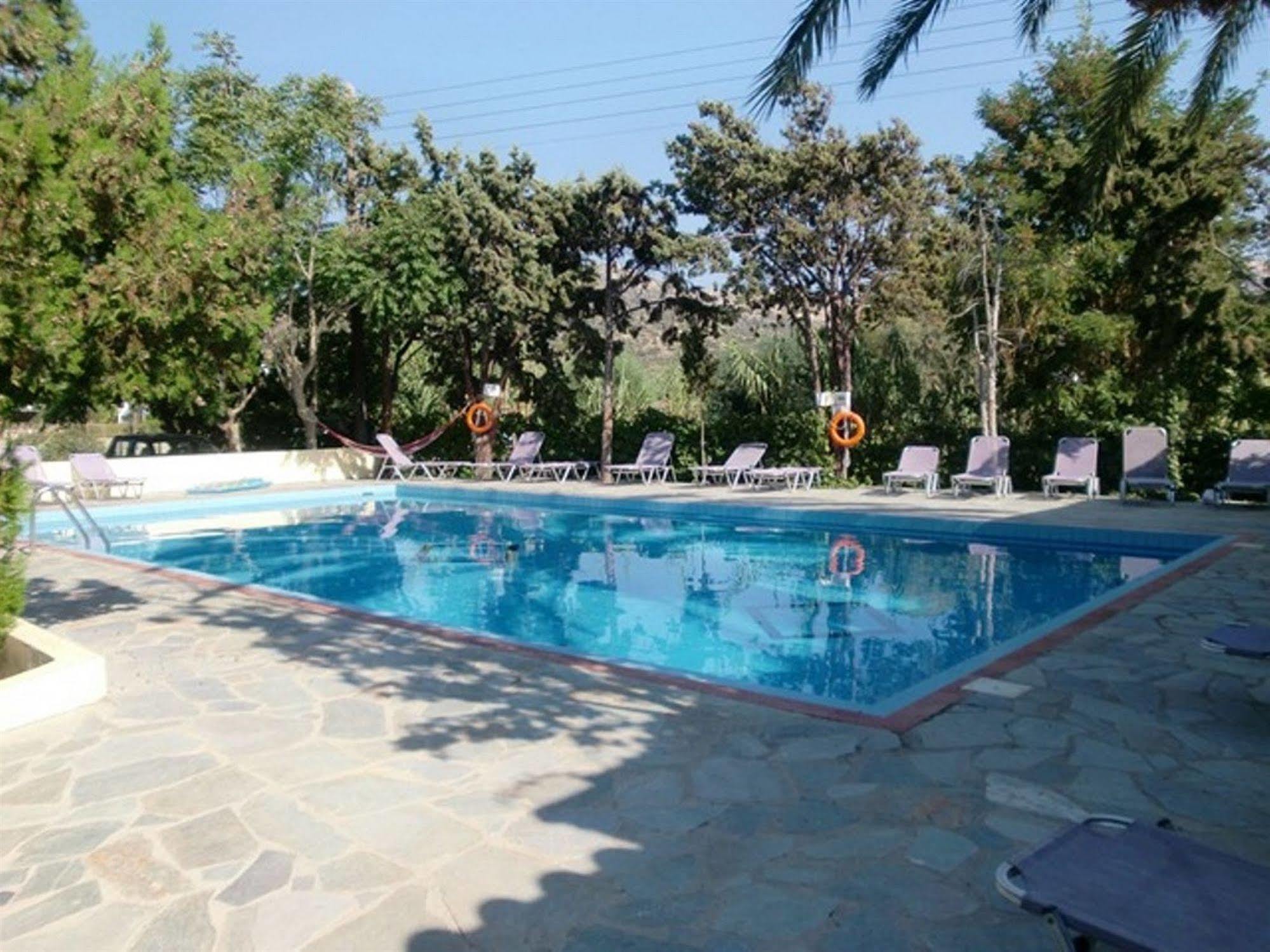 Hotel Neos Matala Kültér fotó