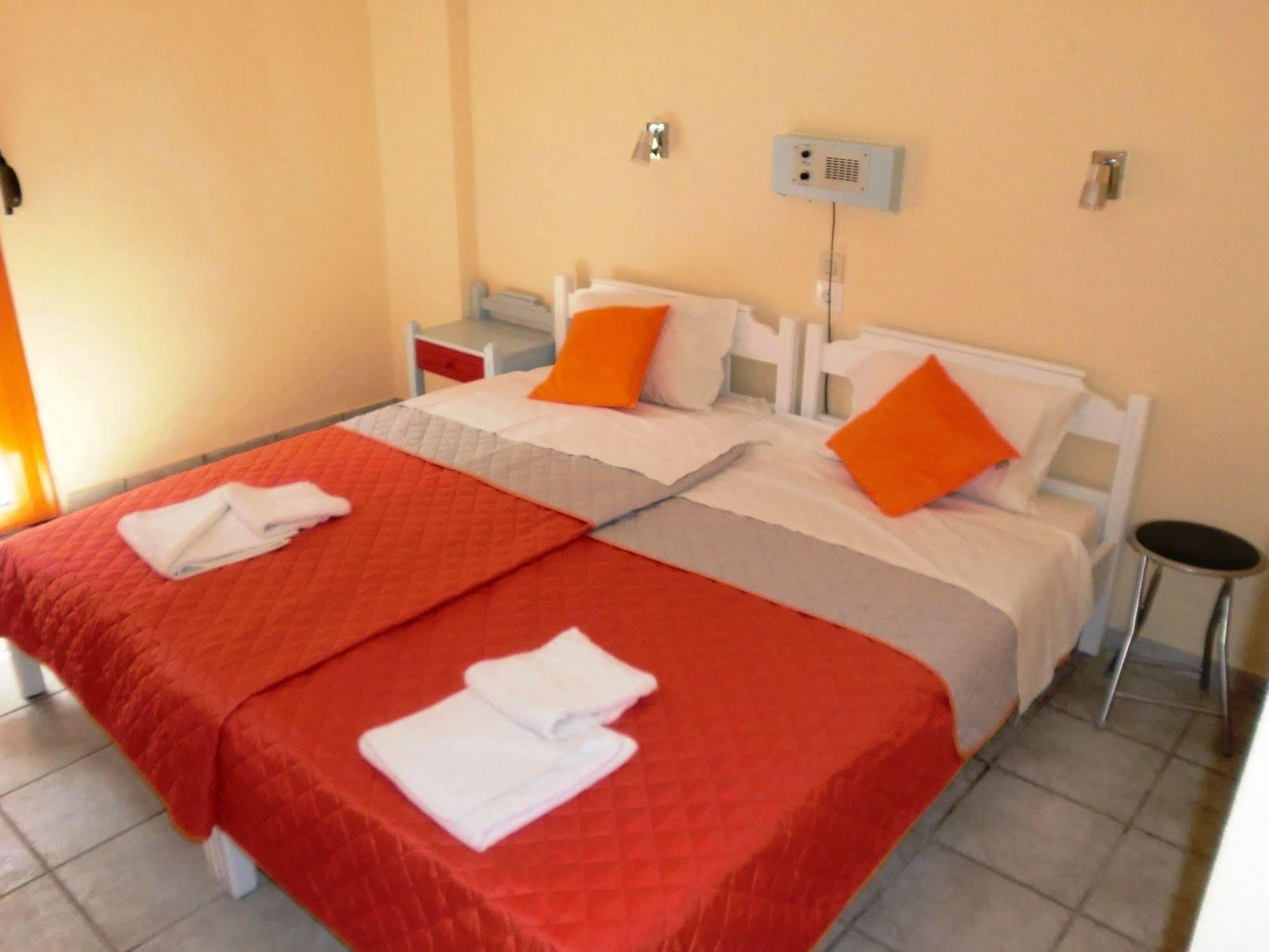 Hotel Neos Matala Kültér fotó