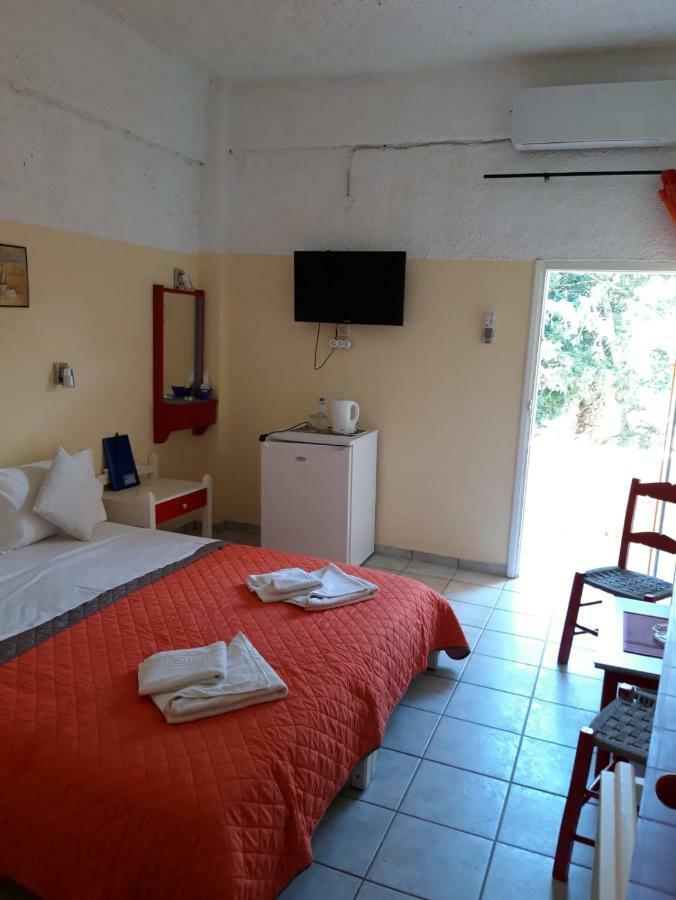 Hotel Neos Matala Kültér fotó